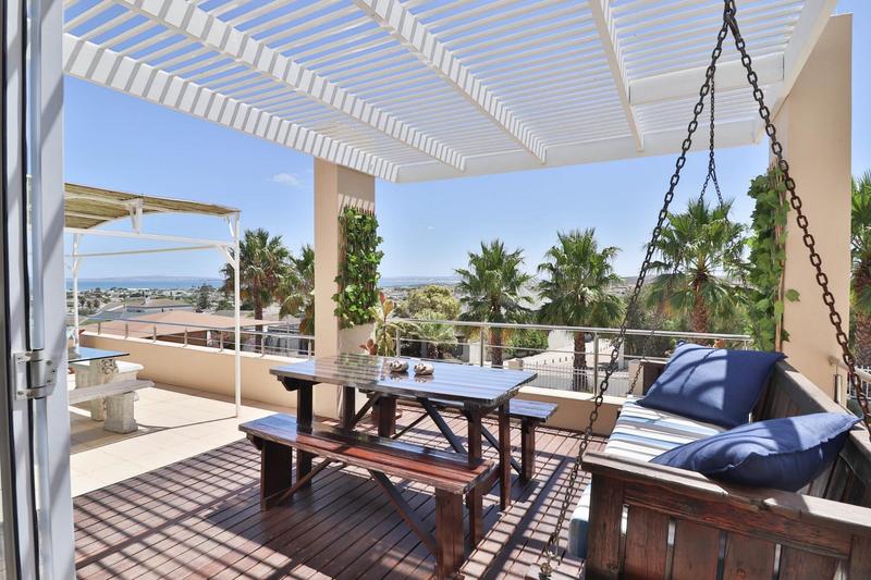 5 Bedroom Property for Sale in Country Club Western Cape